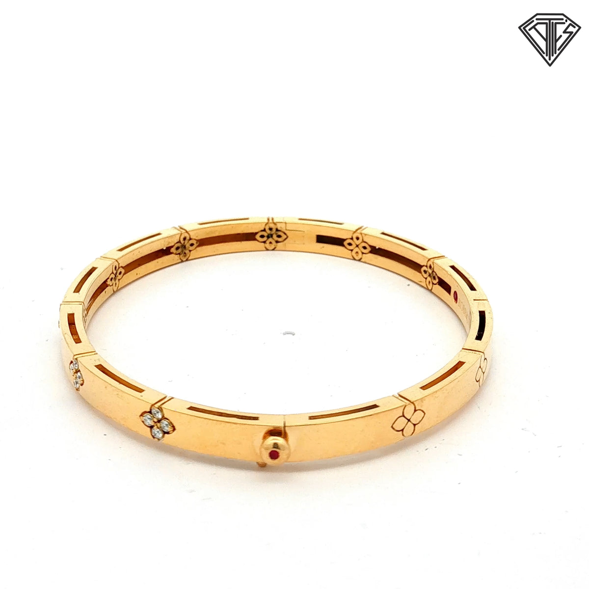 Pre-Love 18k Yellow Gold .15ct Round Diamond Roberto Coin Love in Verona Bangle Bracelet