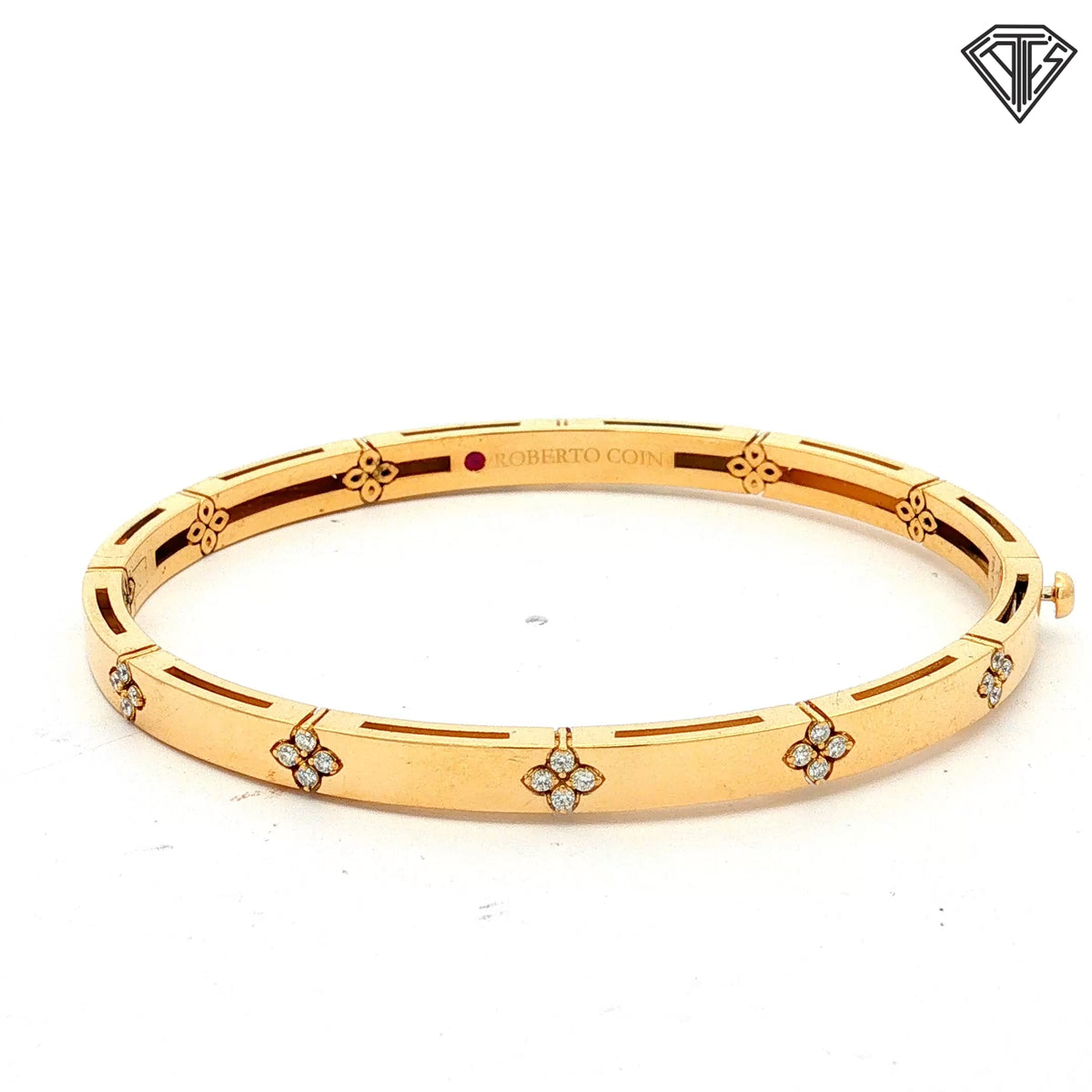 Pre-Love 18k Yellow Gold .15ct Round Diamond Roberto Coin Love in Verona Bangle Bracelet