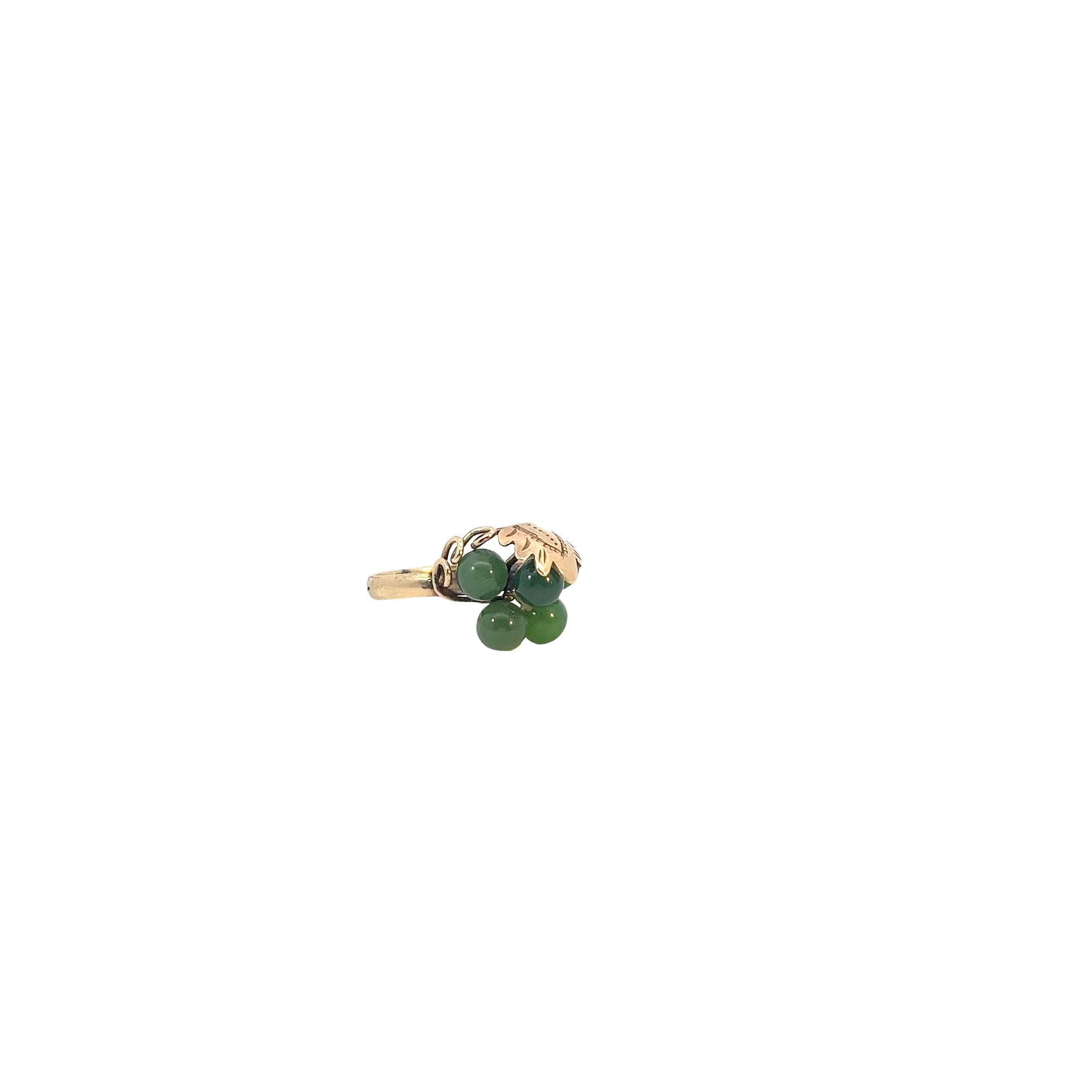 14K YELLOW GOLD GREEN JADE VINTAGE RING