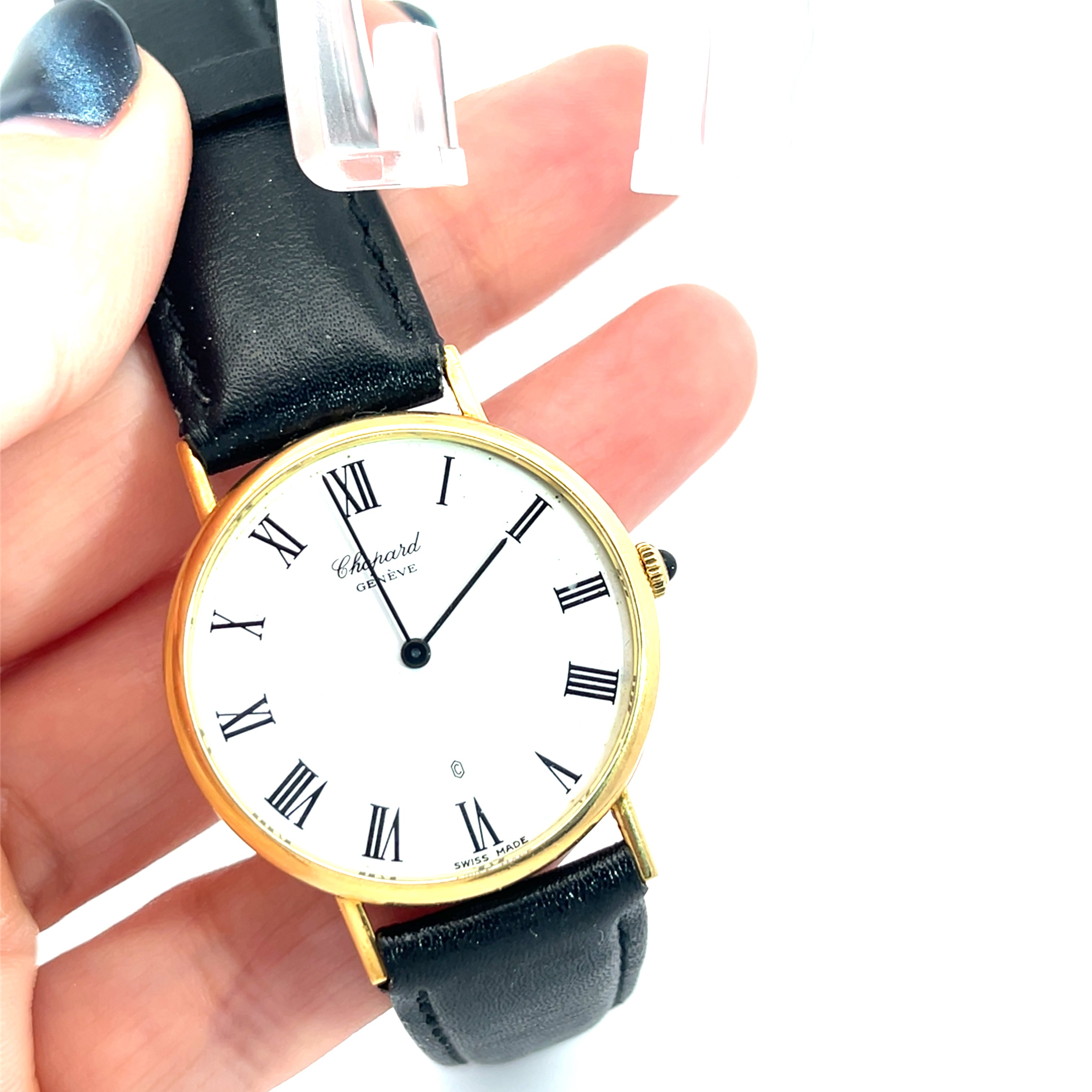 18k Yellow Gold Chopard Classic Ultra-Thin 32mm White Dial Quartz Watch