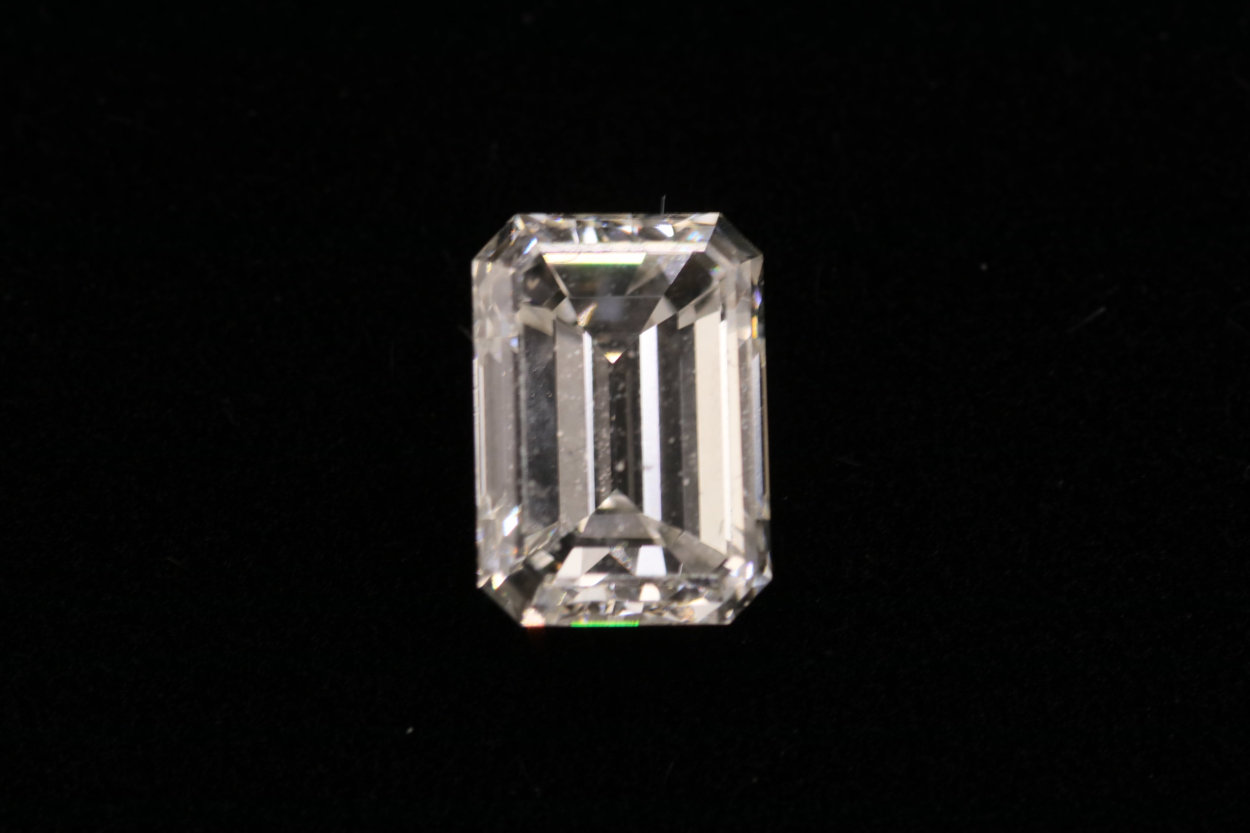 GIA Certified loose emerald shaped diamond