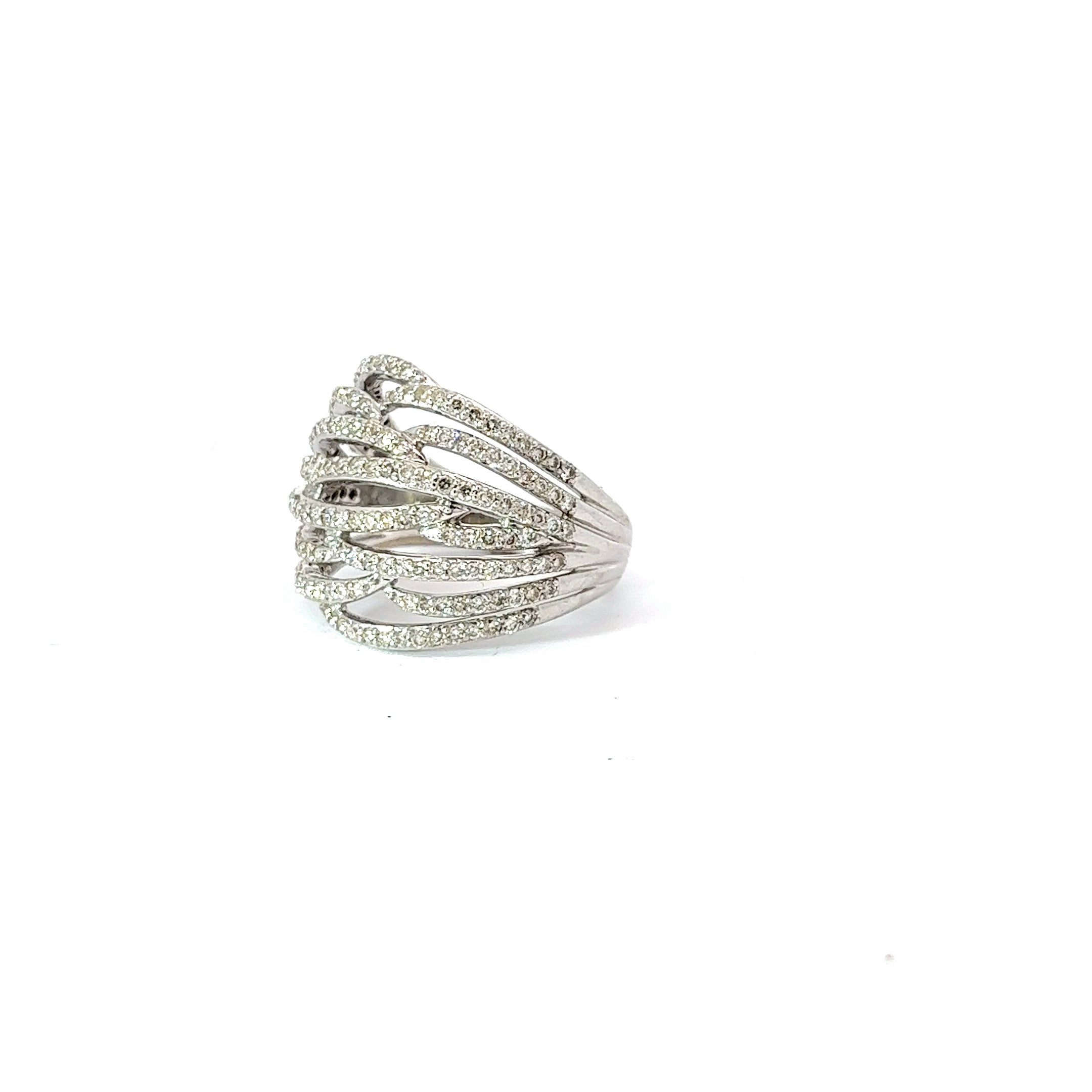 Ladies 14k White Gold Diamond fashion ring
