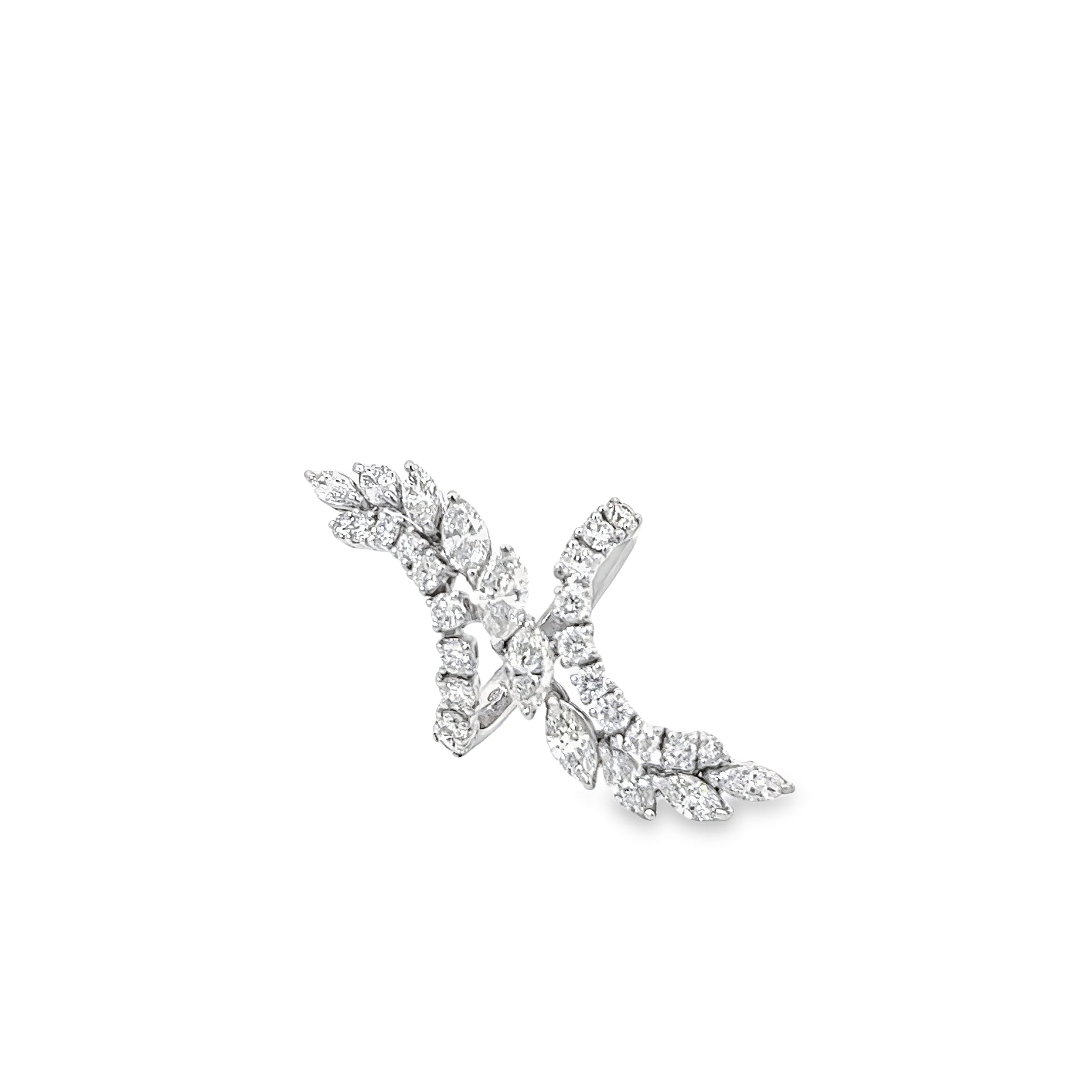 18k White Gold 3.00ct G VS2 Marquise and Round Total Weight of Diamond Fashion Ring