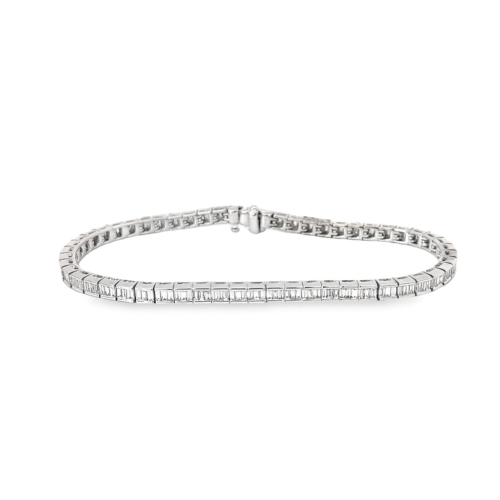 18K WHITE GOLD 3.31CT EVS1 BAGUETTE DIAMOND TENNIS BRACELET