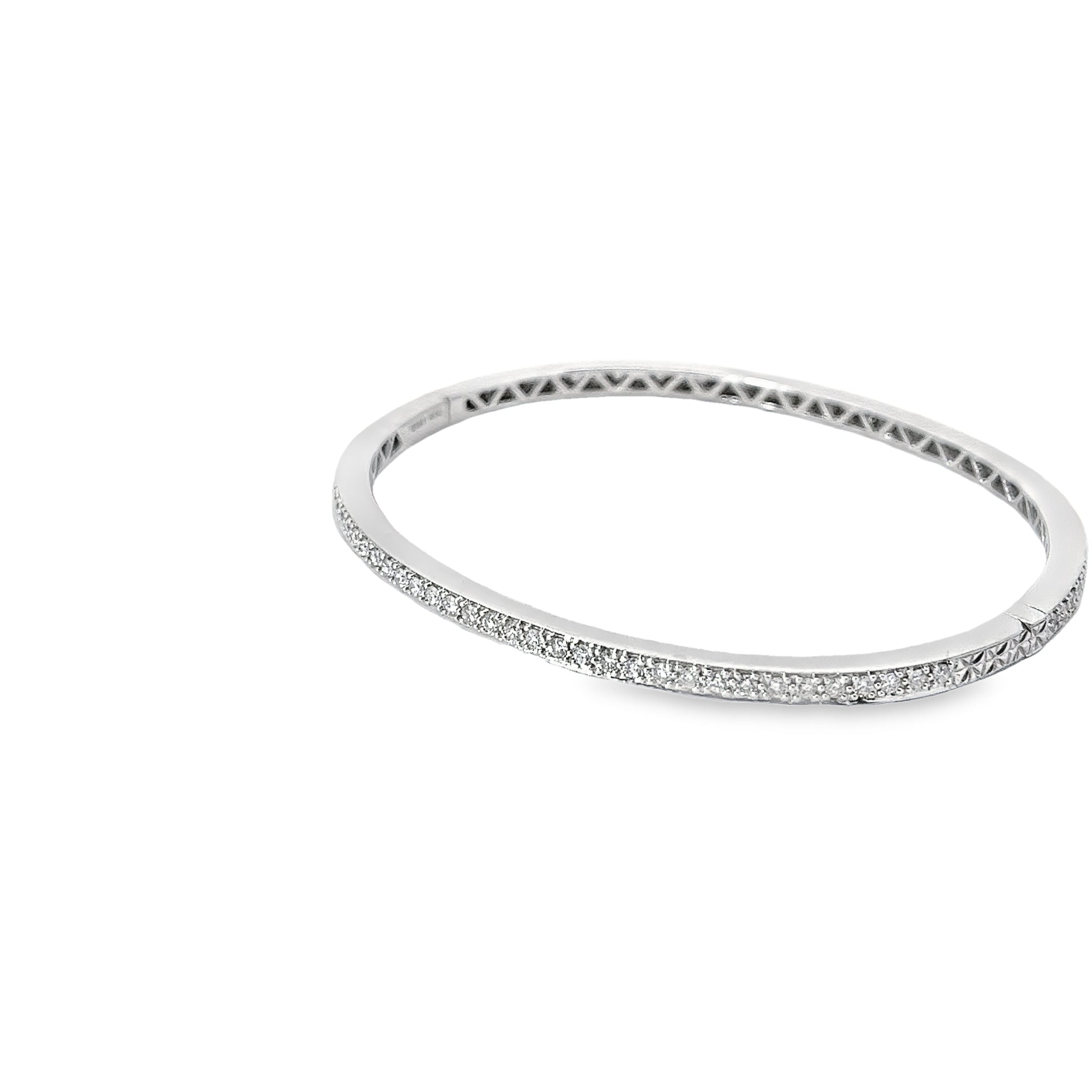 Ladies 18k white Gold Diamond Bangle Bracelet