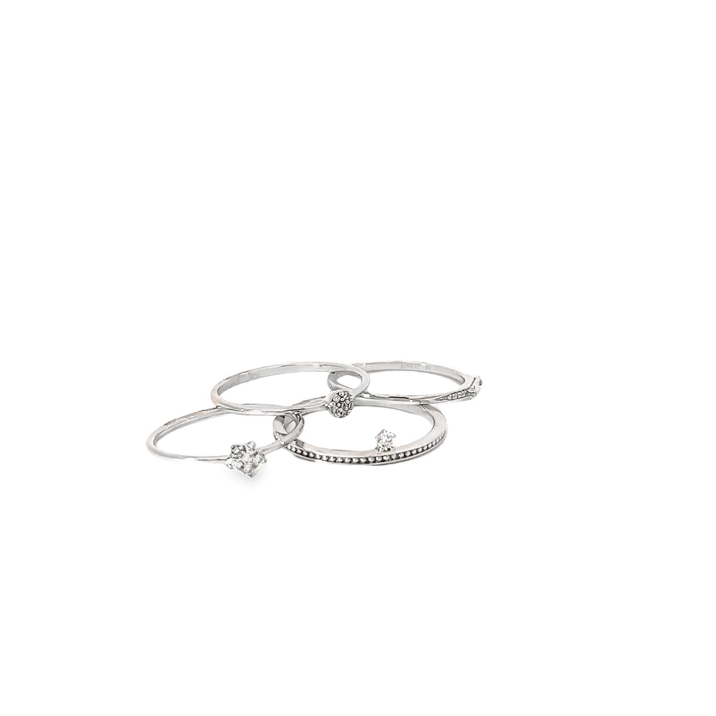 18k white gold .10ct G VS2 Round diamond stackable ring