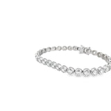 Ladies 18k white gold diamond tennis bracelet