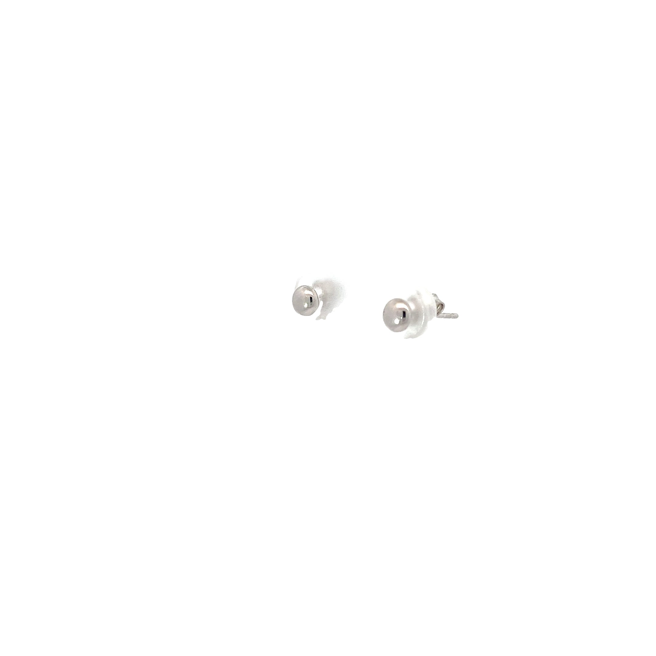 14k white gold Pebble stud earring