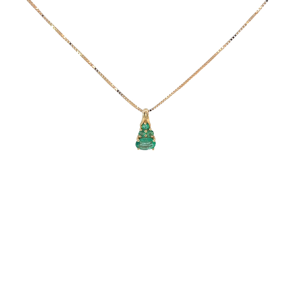 14k Yellow Gold 1.00ct Total Weight of Oval and Round Colombian Emerald Necklace