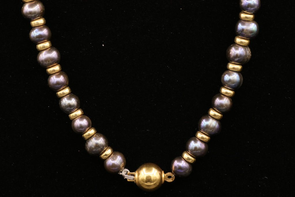 Ladies 18k yellow gold Tahitian Pearl and Gold Beaded Choker necklace