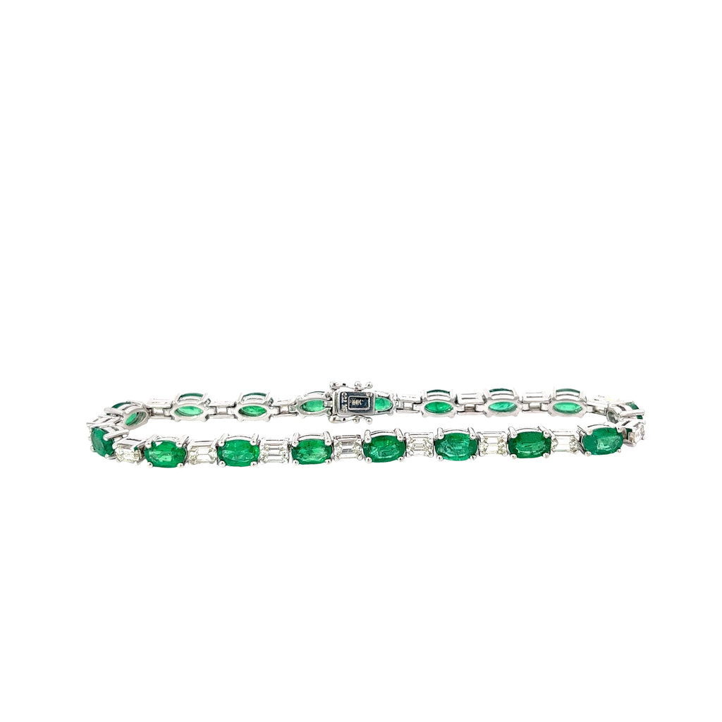 18k White Gold 3.00ct H VS2 Radiant Cut Diamond and 6.00ct Oval Emerald Bracelet