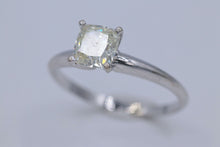 Load image into Gallery viewer, Ladies 18k Two Toned Yellow and White Diamond engagement ring