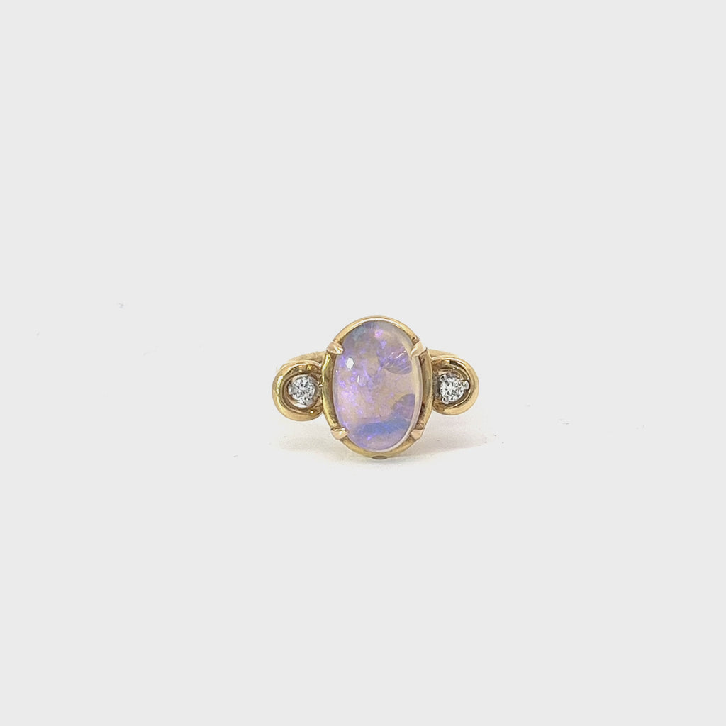 18k Yellow Gold 2.30ct Oval Shape Jelly Opal / .13ct G SI1 Round Diamond Vintage Ring Size 6.5