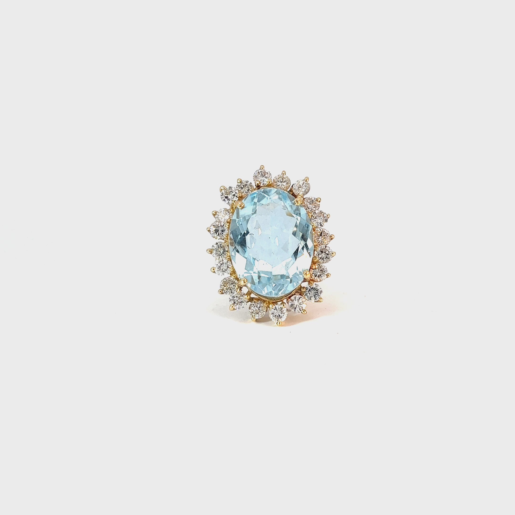14k Yellow Gold 15.00ct Oval Shape Aquamarine and 2.00ct F VS2 Round Diamond Ring