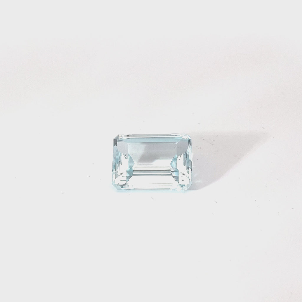 26.73CT LIGHT GREENISH BLUE OCTAGONAL TOPAZ GIA