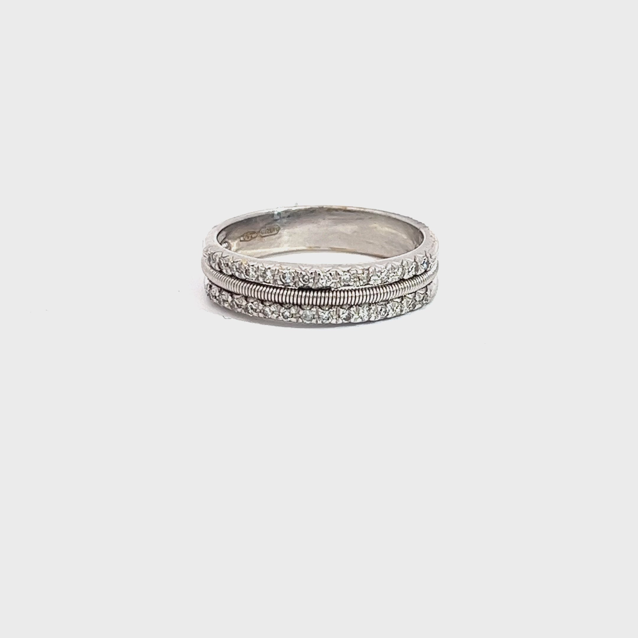 18k White Gold .25CT G VS2 Round  Diamond Marco Bicego Ring