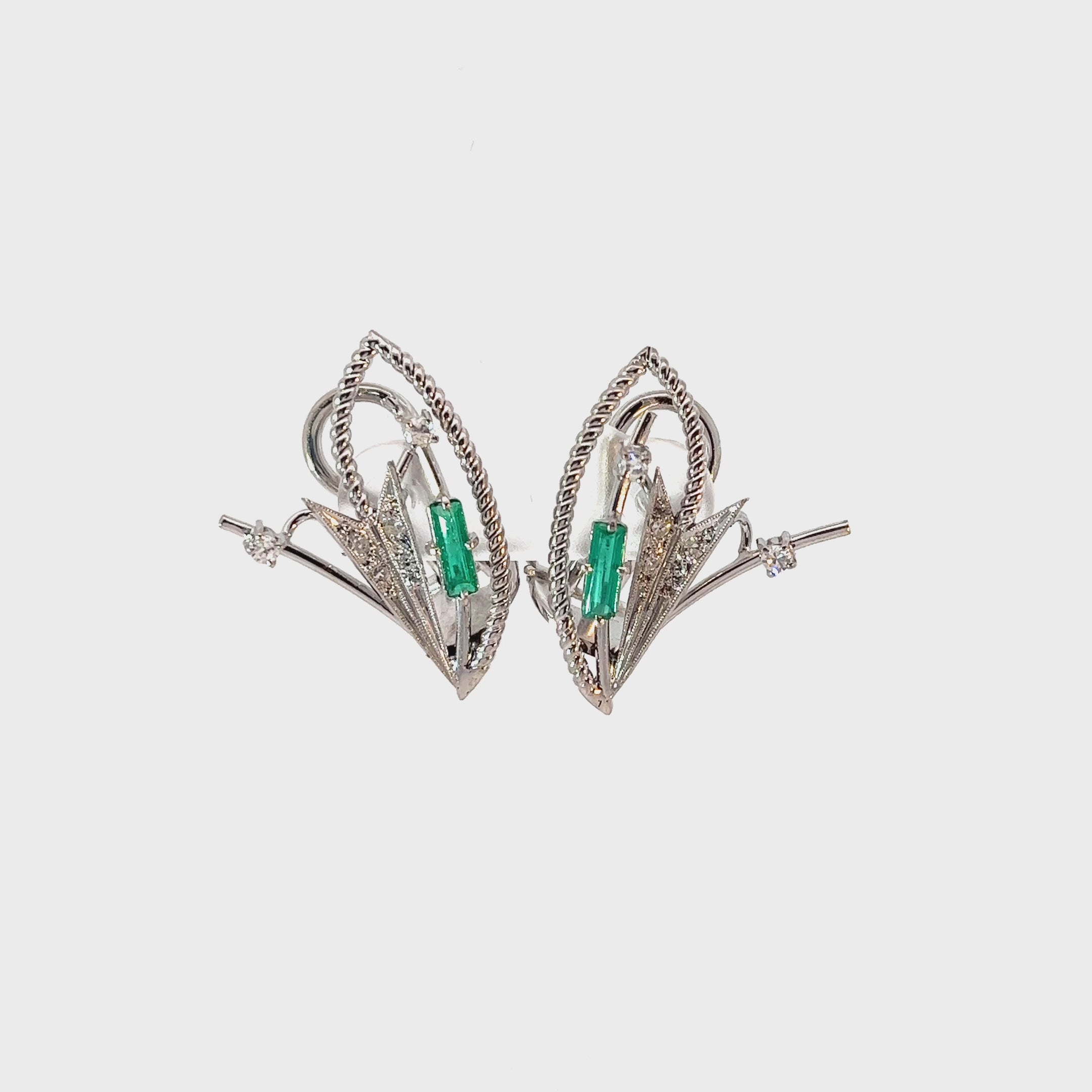 18k White Gold .30ct  Baguette Colombian Emerald /.30ct G SI1 Round Diamond Vintage Earrings