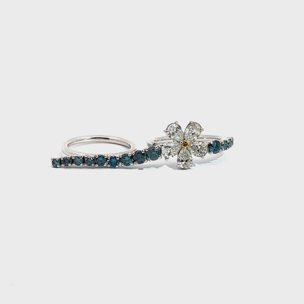 18k White Gold 1.65ct F VS2 Pear Shape Diamond and 1.45 Round Blue Diamond Fashion 2 finger ring
