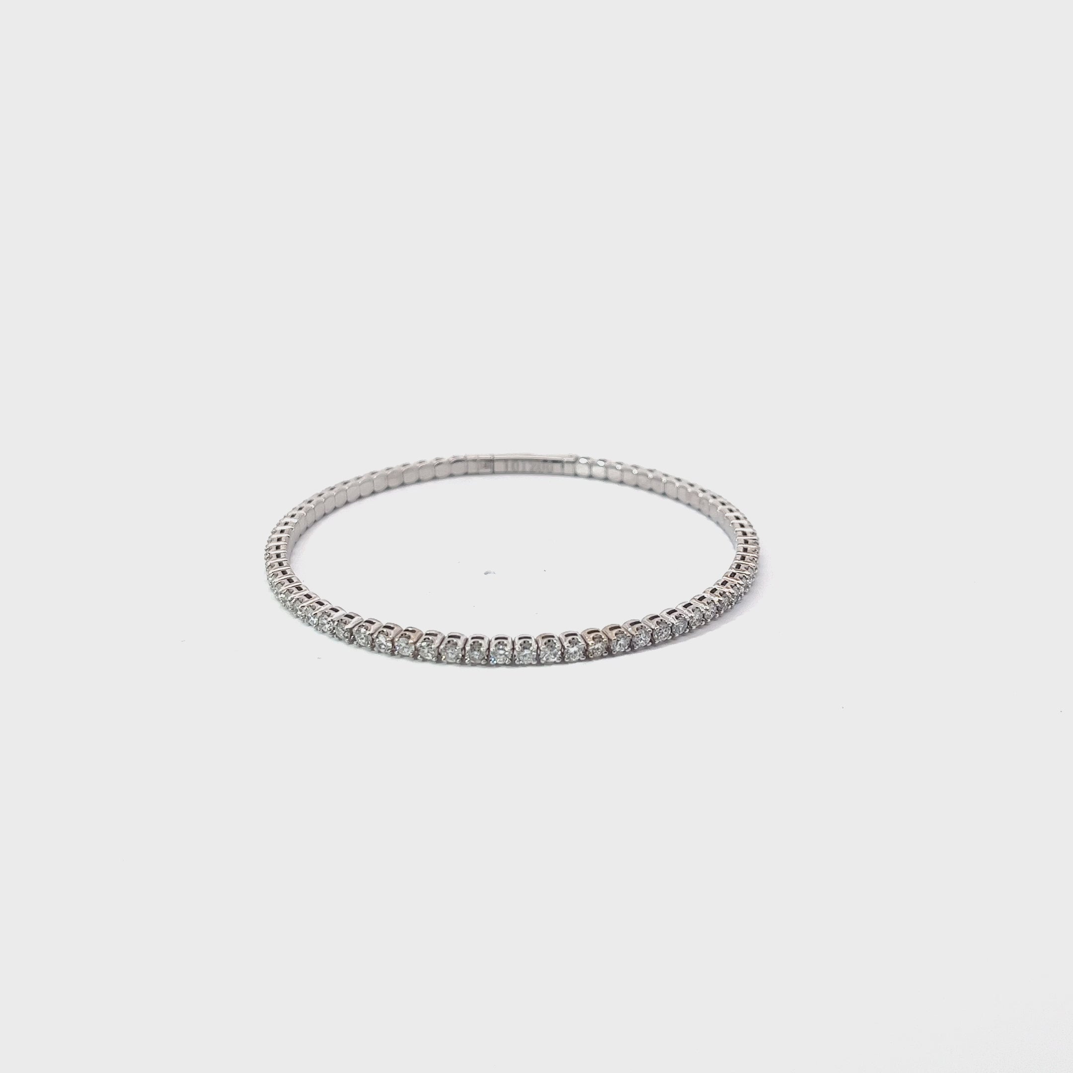 14k White Gold 2.65ct G SI1 Round Diamond Bangle