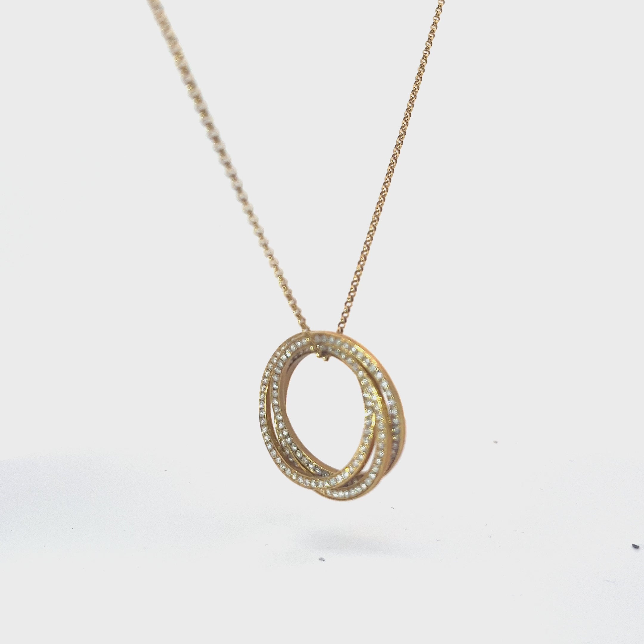 Ladies 18k Yellow Gold Tri-circle Diamond Necklace