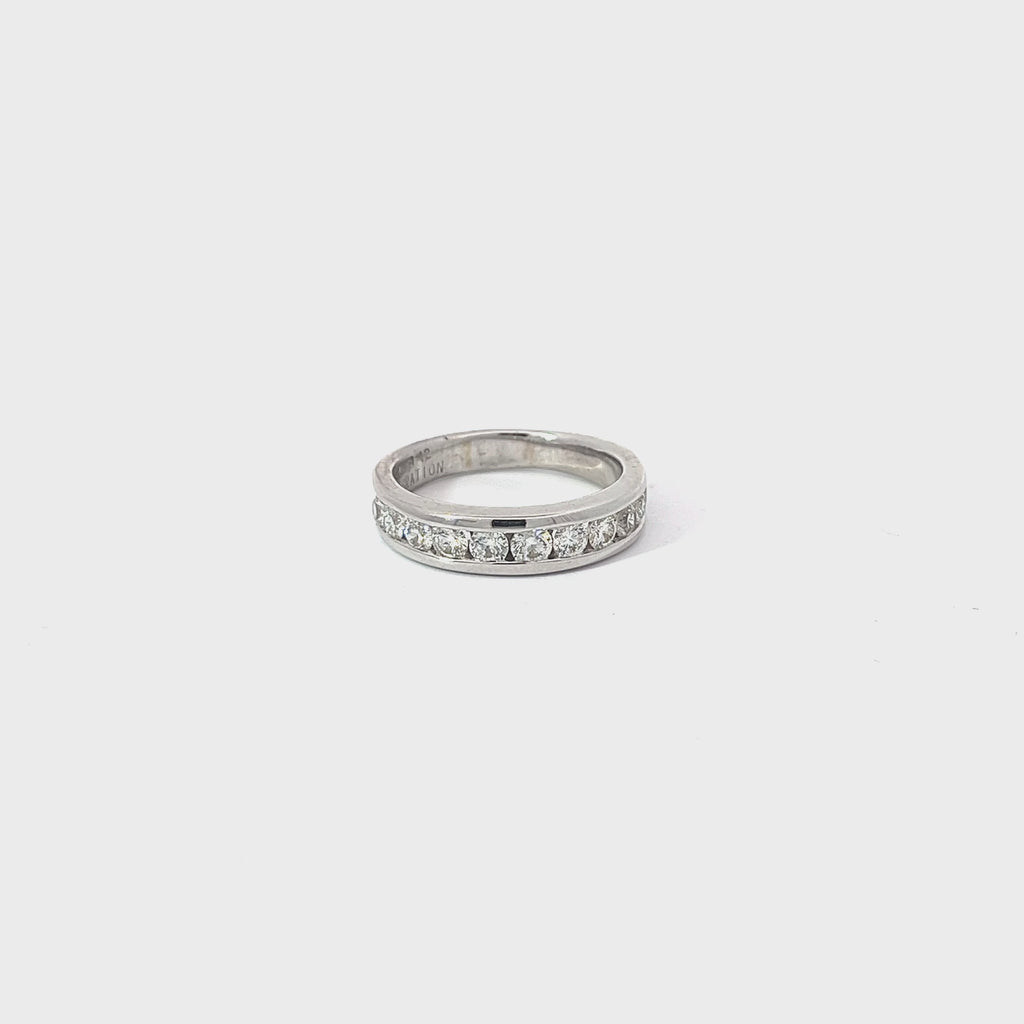 18k White Gold 1.00ct F VS2 Round Diamond Ring Size 6 1/2
