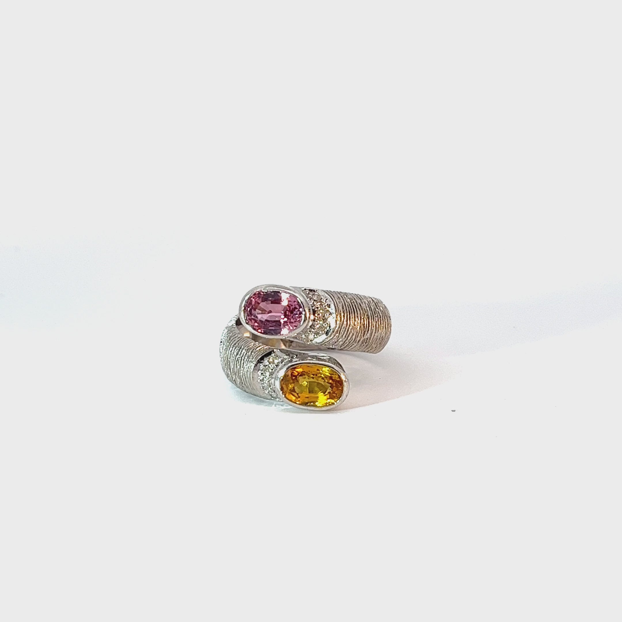 Ladies 18k White Gold Pink and Yellow Sapphire Ring