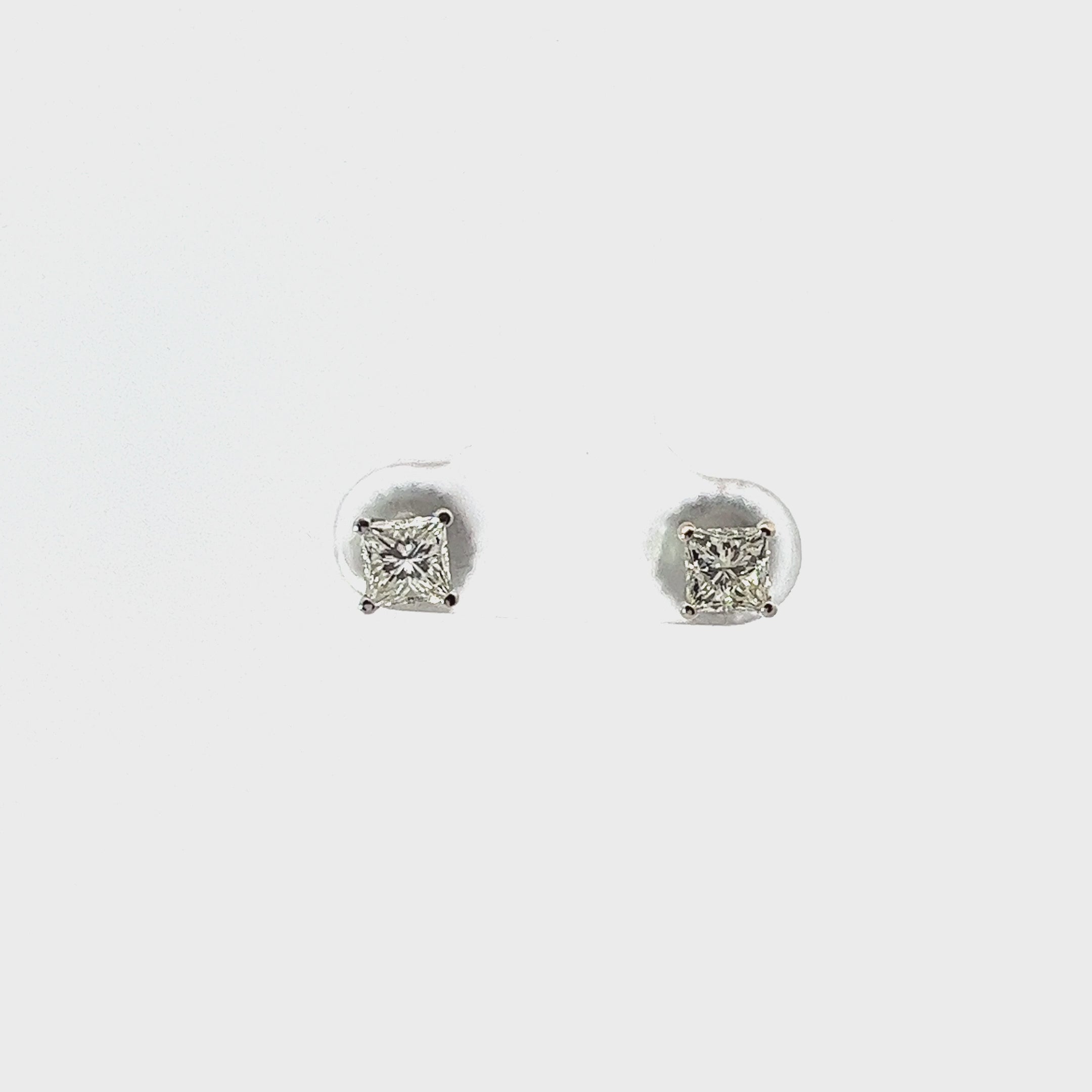 14k White Gold 1.06ct G VS2 Princess Cut Diamond Stud Earrings