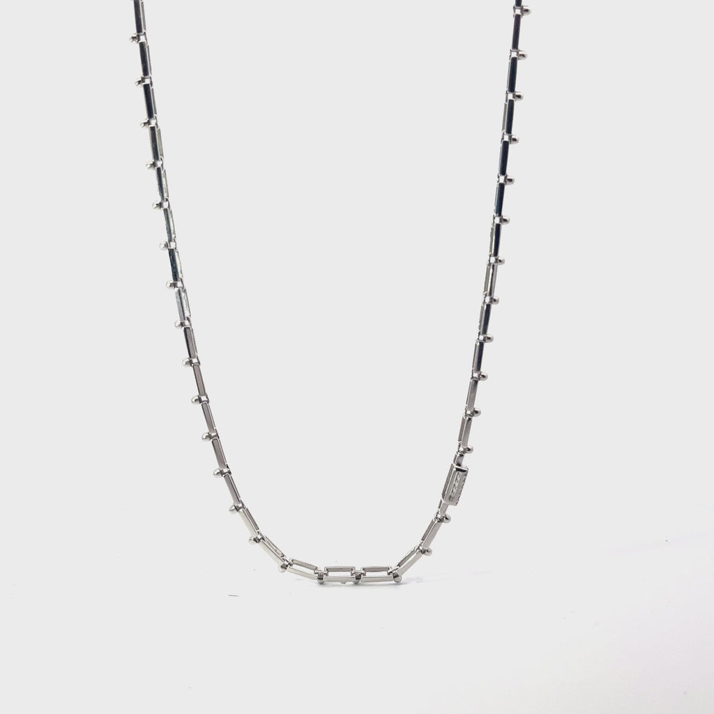 14k White Gold .30ct G VS2 Round Diamond Chain Link Necklace with Square Diamond Accent 11.6 Gram