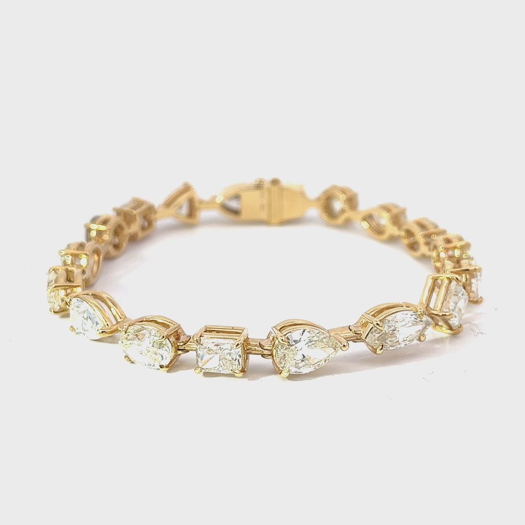 18KY 16.65CT IJ VS2/SI1 MULTIPLE SHAPE DIAMOND BRACELET