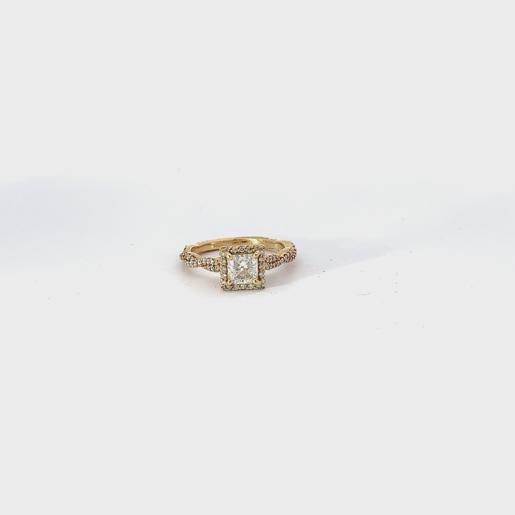Ladies 14k yellow gold .70ct Princess Cut G VS2 AND .35ct G VS2 Round Diamond engagement ring