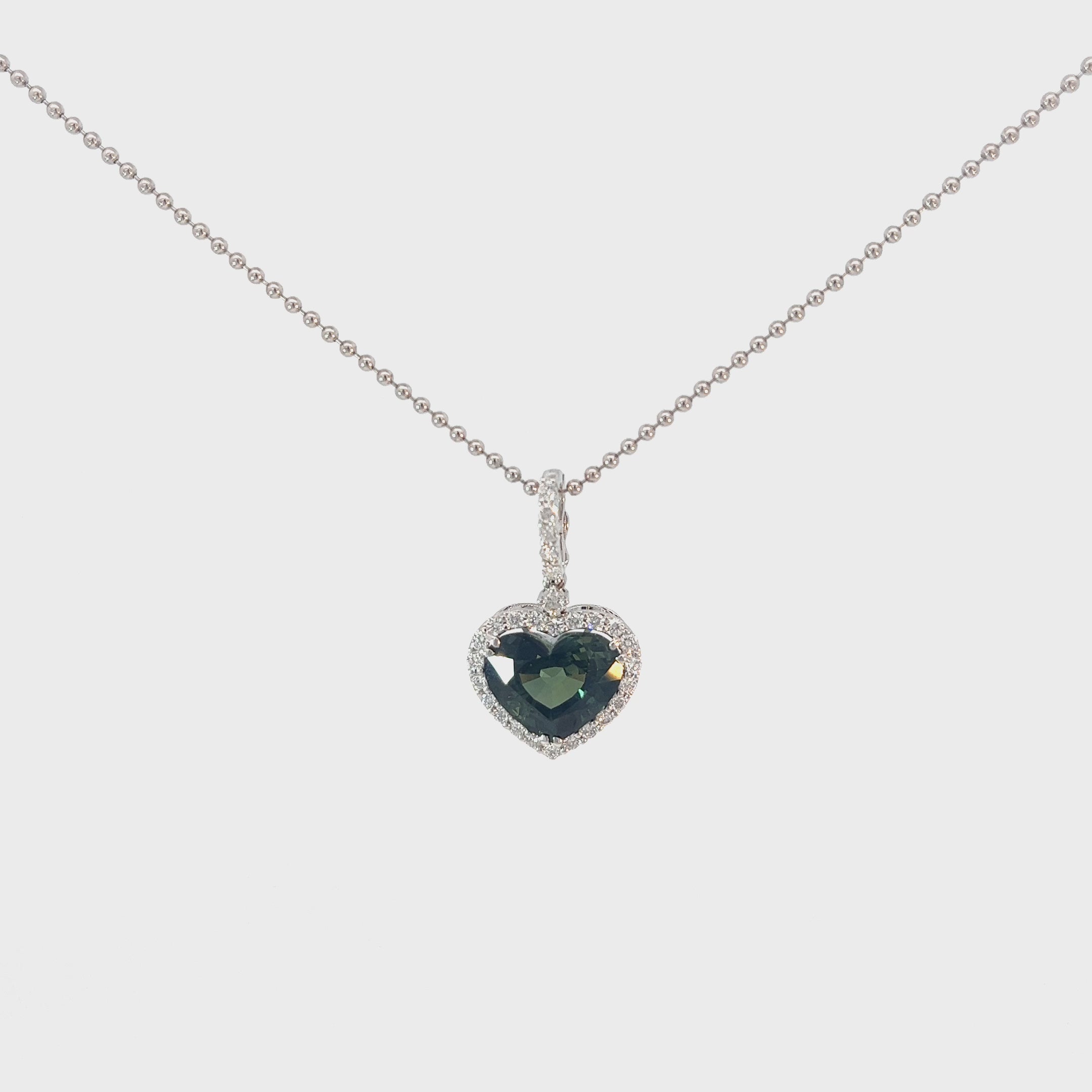 18k White Gold Heart-Shaped 7.89ct Green and Blue Sapphire .50ct F VS2 Diamond Necklace Certified By GIA #5231086105