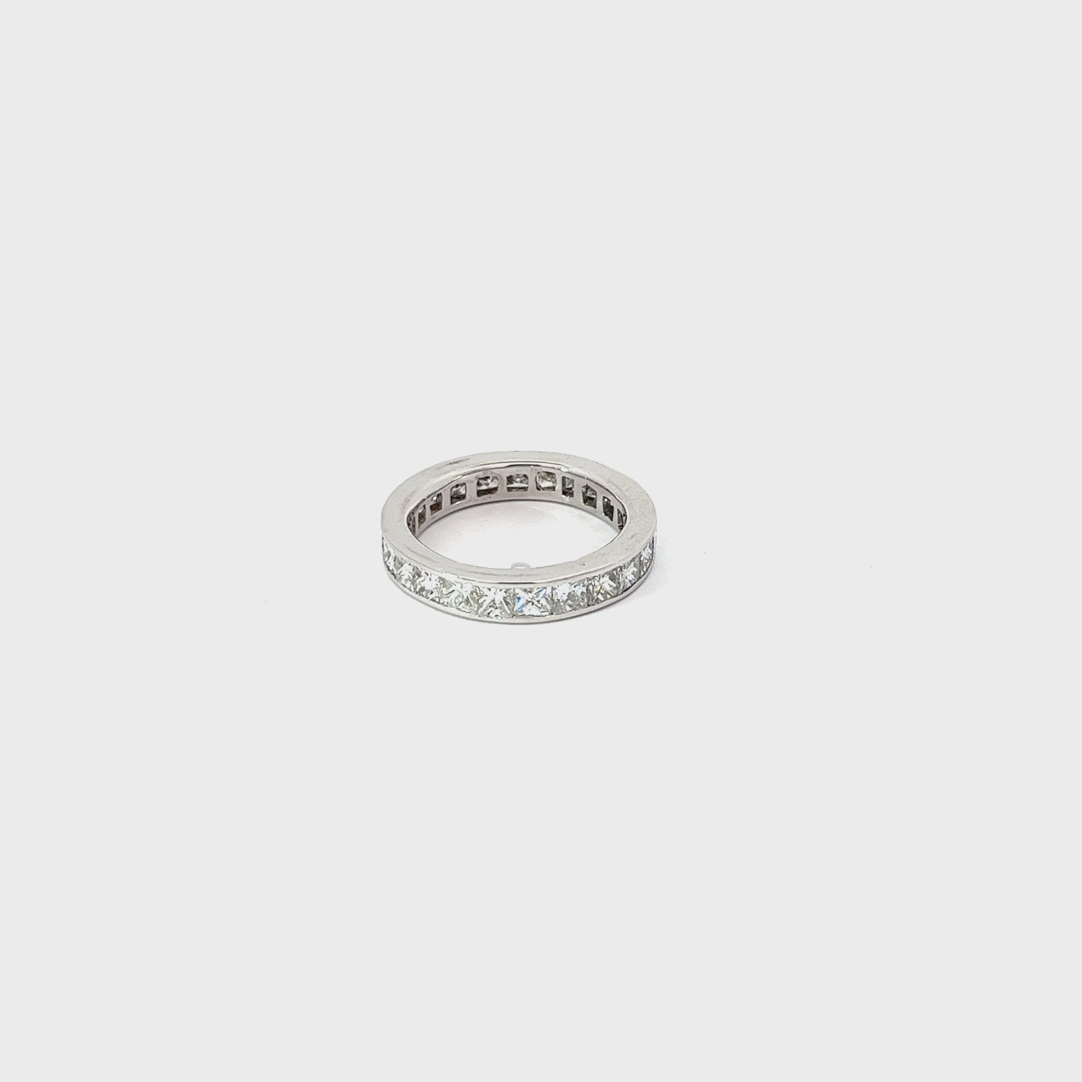 18k White Gold 3.00ct F VS2 Princess Cut Channel Set Eternity Size 6