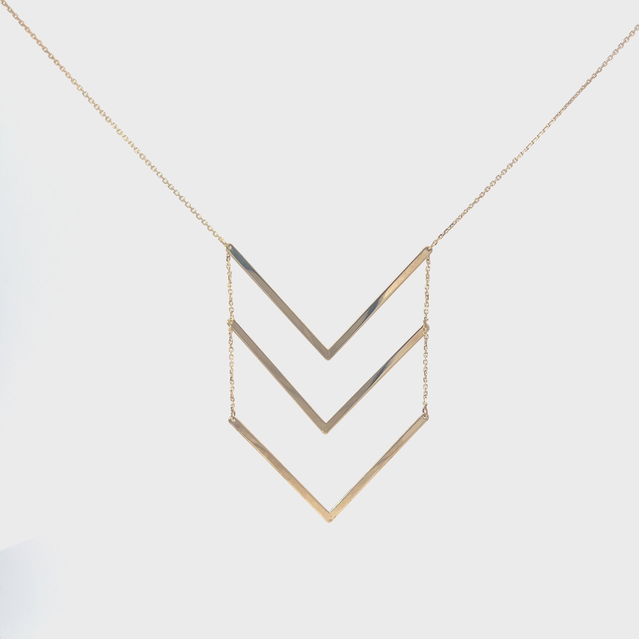 14k Yellow Gold 2.76 Gram (3) Triangular Necklace