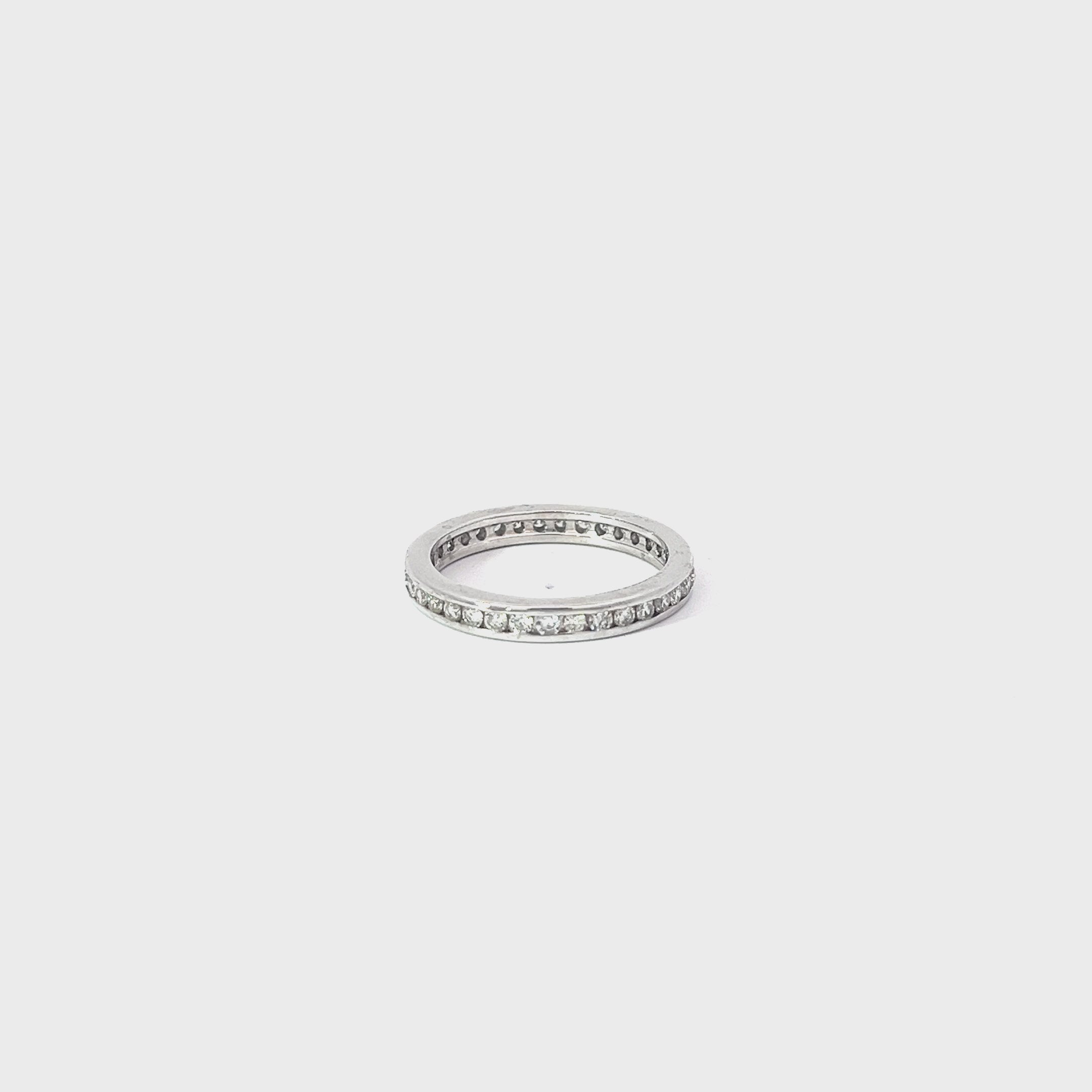 14k white gold 1.00CT G SI1 Round Diamond Eternity ring