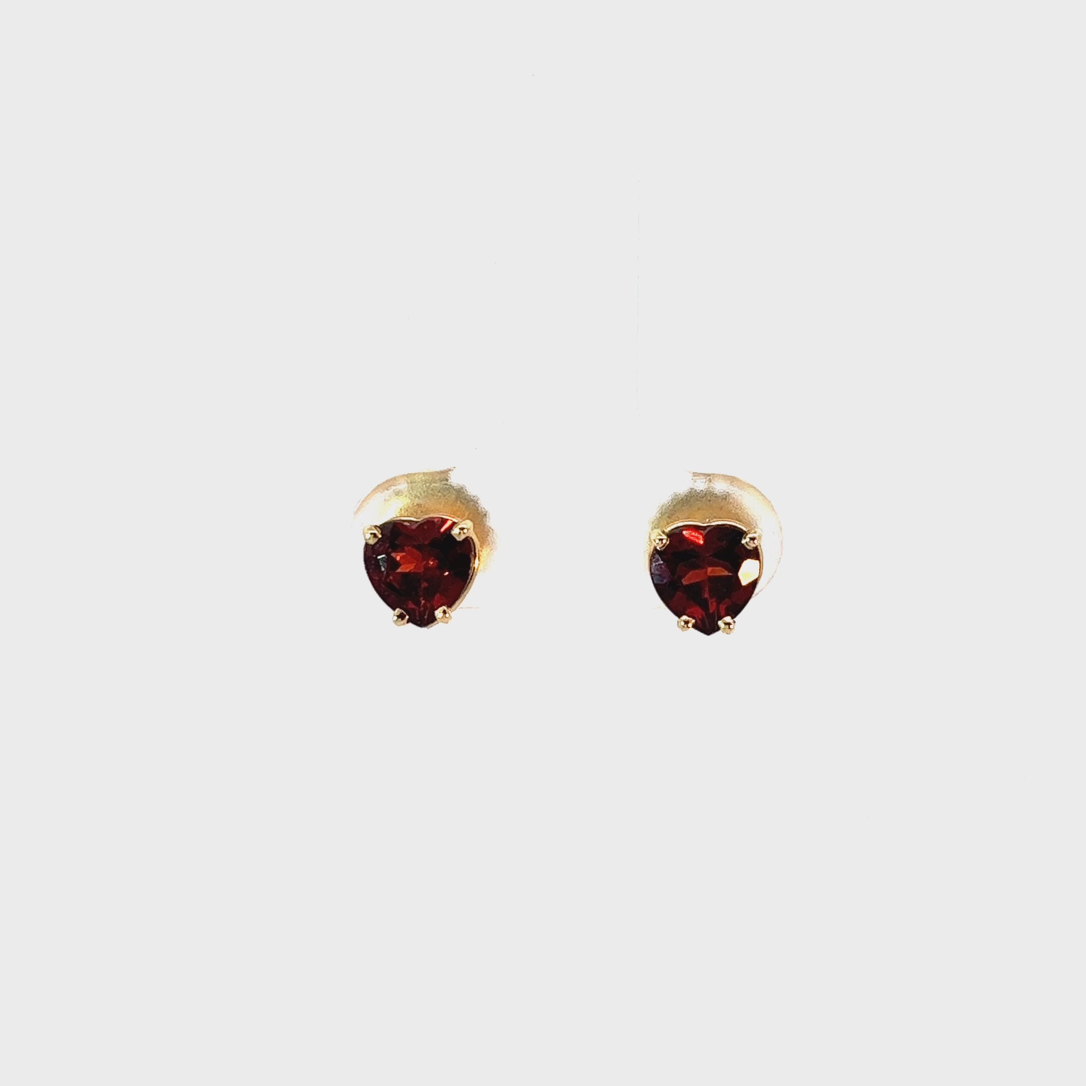 14k Yellow Gold 1.55ct Heart Shaped Garnet Studs