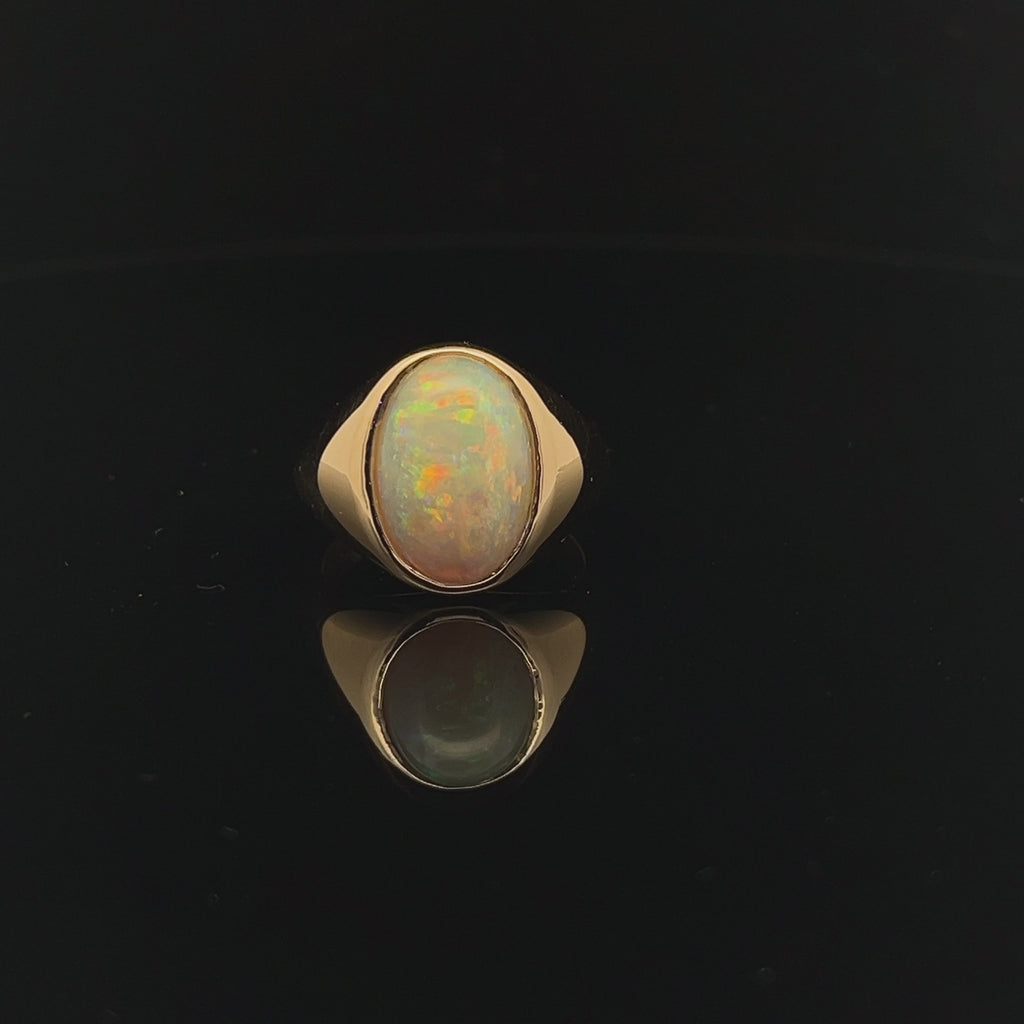 18K YELLOW GOLD 3.68CT OVAL OPAL AAA RING