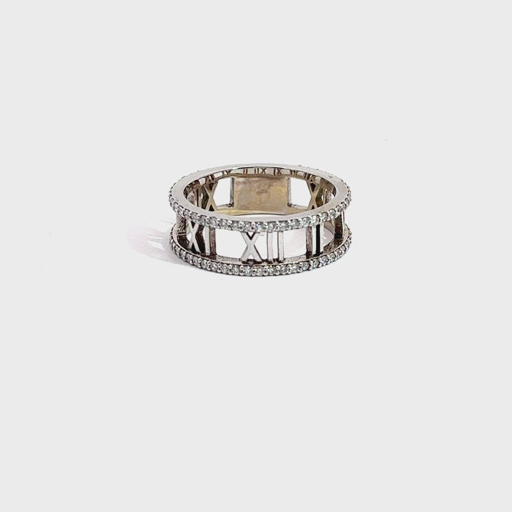 18k White Gold .85ct G SI1 Round Diamond Roman Numeral Ring