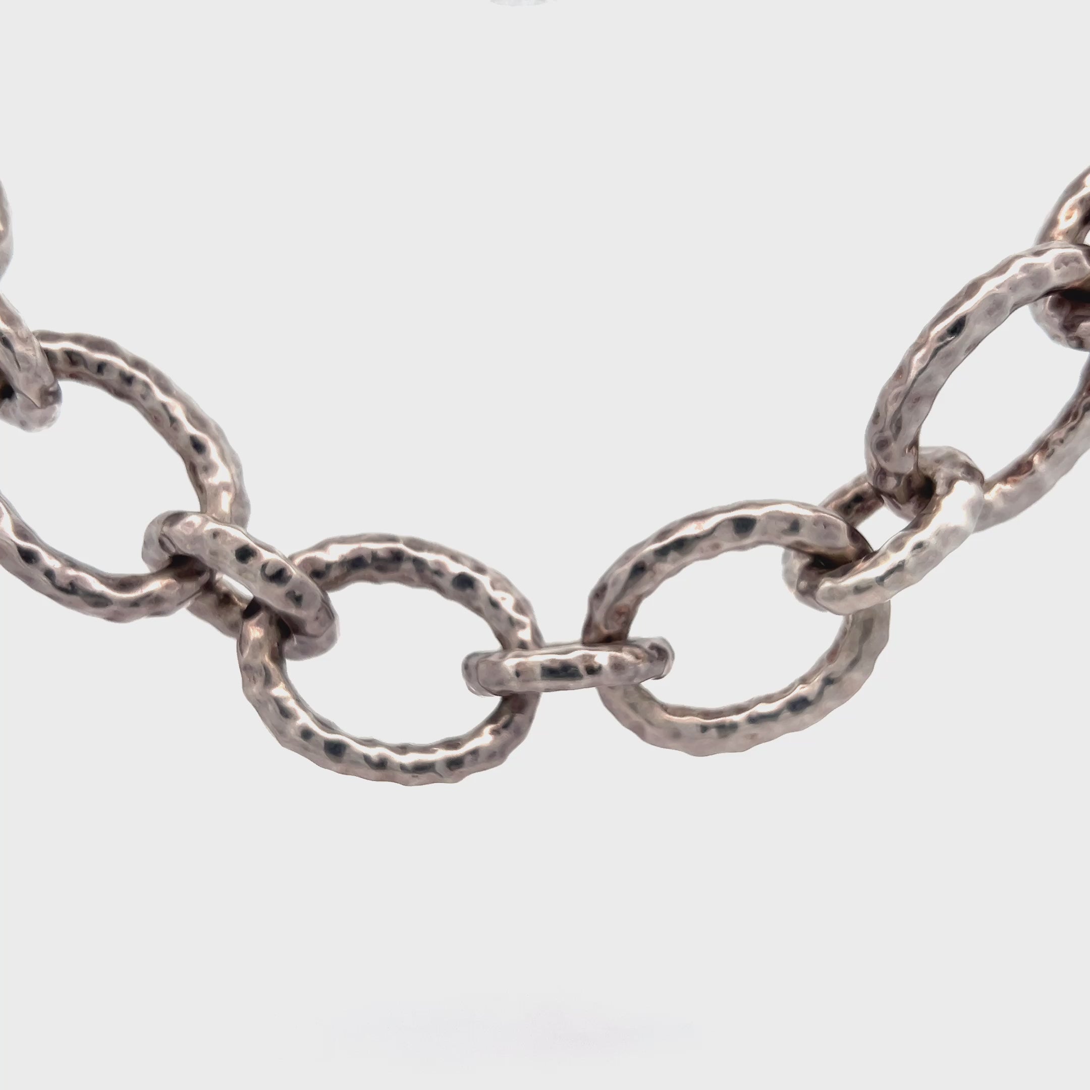 Pre-Owed Ippolita Sterling Silver Hammered Bastine Chunky Toggle Clasp Necklace 18.75 in