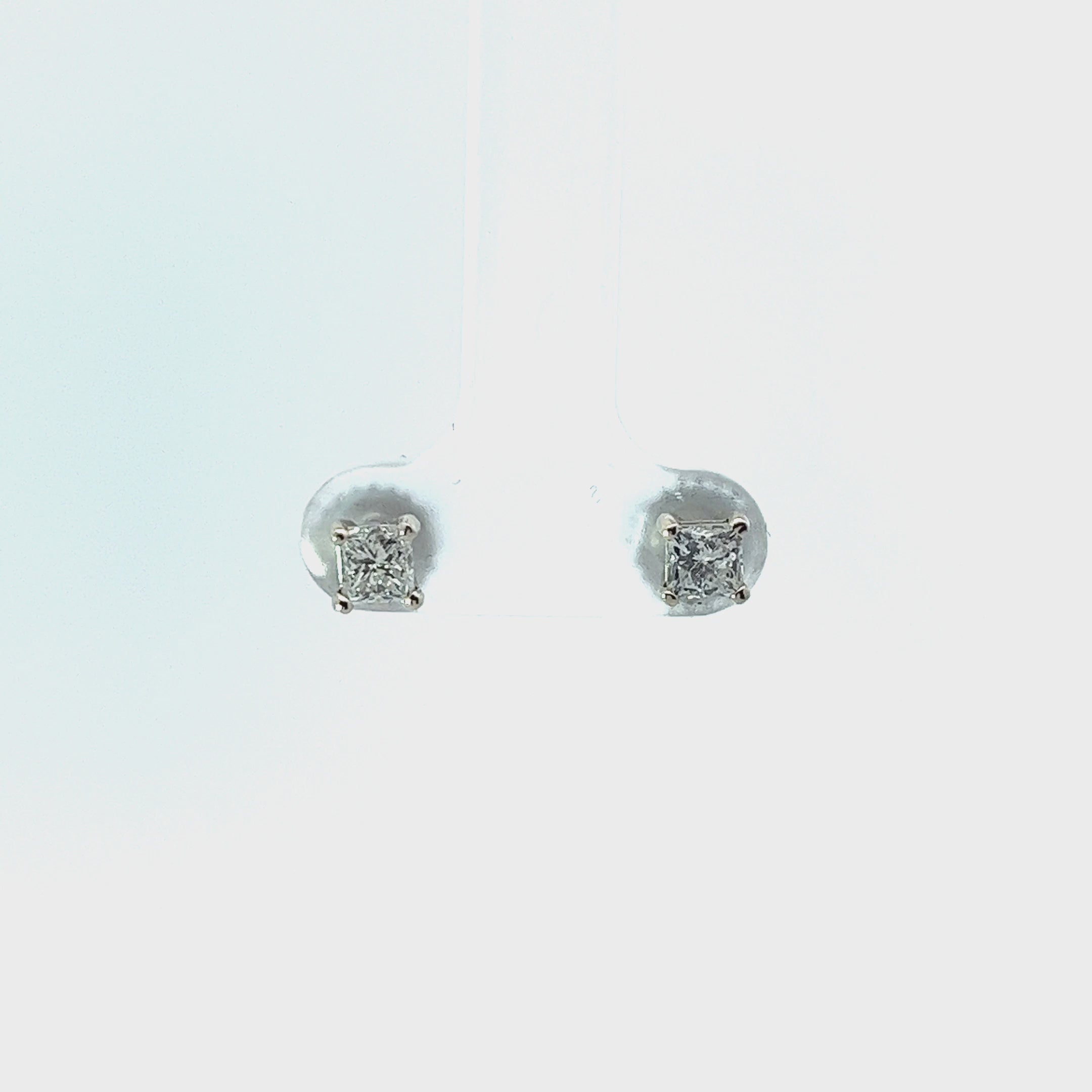 14k White Gold .75CT G VS2 Princess Cut Diamond Stud earrings