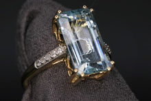Load image into Gallery viewer, Ladies 14k Yellow Gold Aquamarine and Diamond Ring