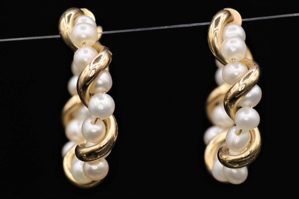 Ladies 14k yellow gold Pearl Hoop earrings