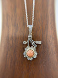Ladies VINTAGE Platinum Flower Conch Pearl Necklace